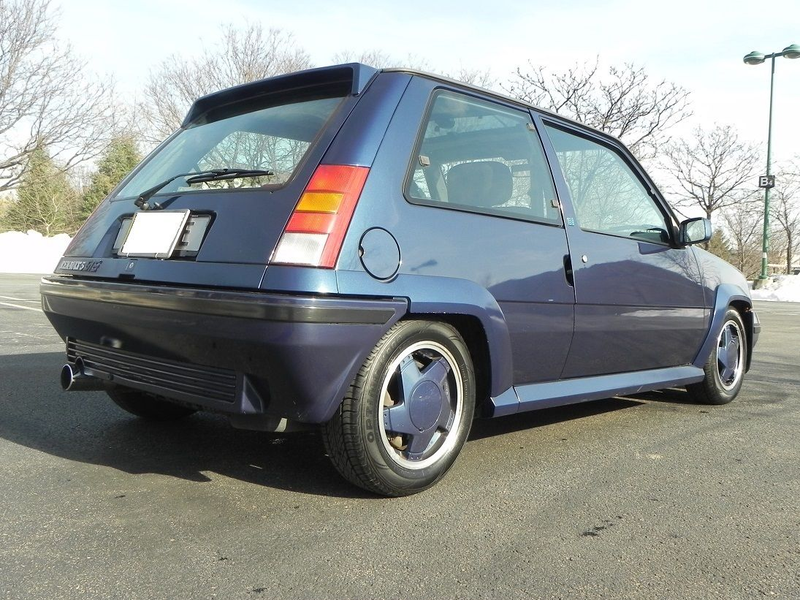 Illustration for article titled eBay Find of The Day: Le Car, ed.